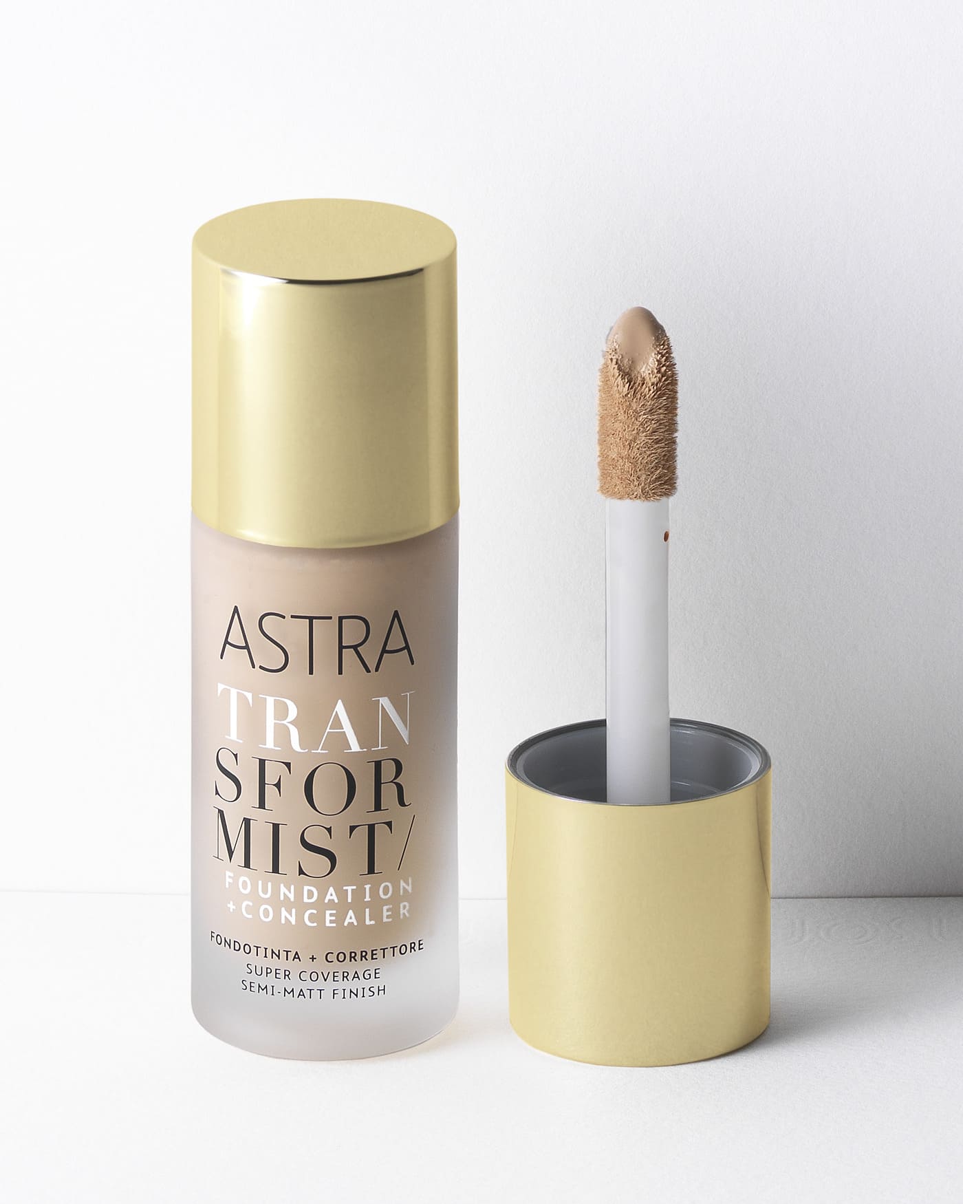 astra-make-up-transformist-fondotinta-correttore-2-in-1 image 5