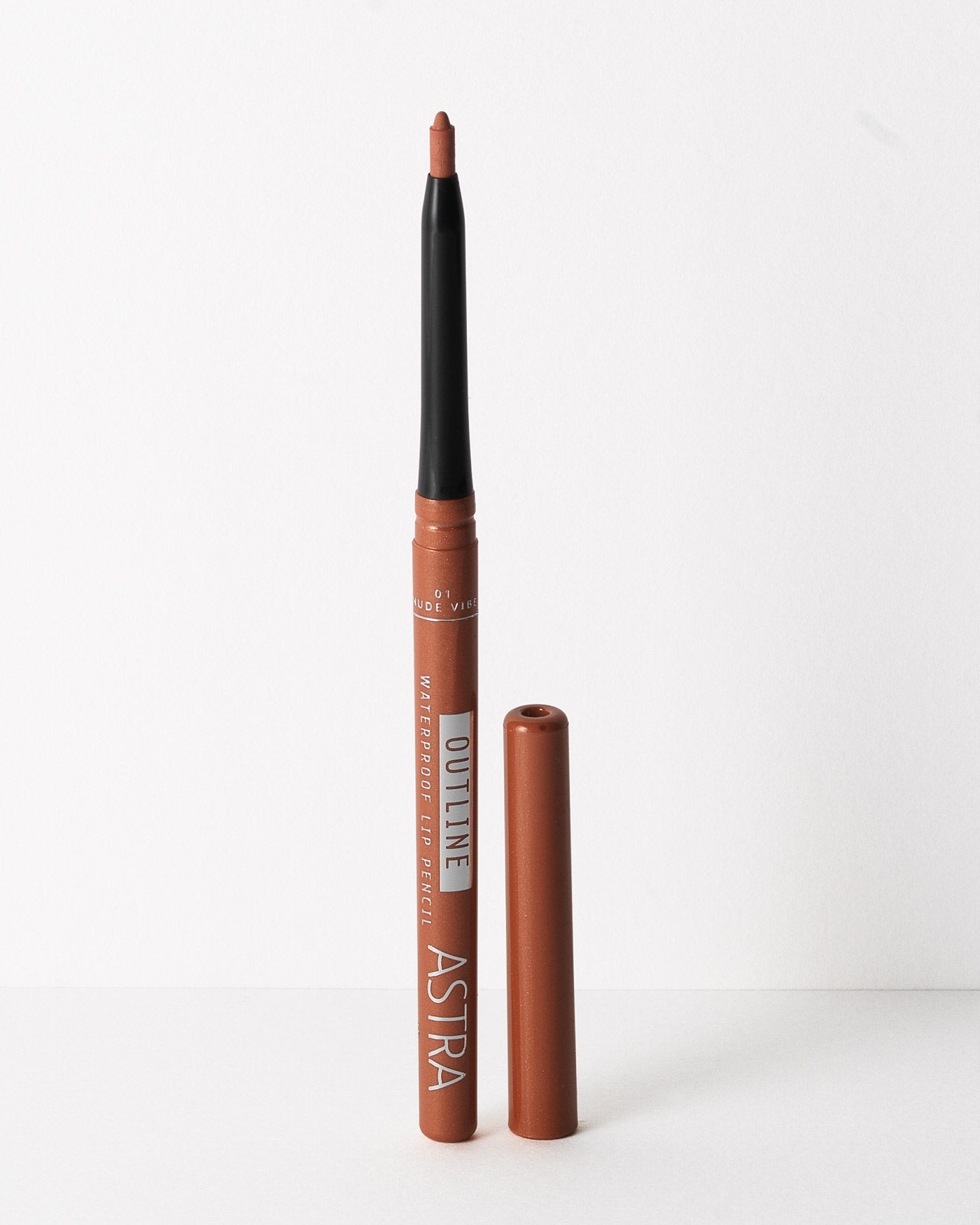 astra-make-up-outline-matita-labbra-retrattile-waterproof-sottile image 1