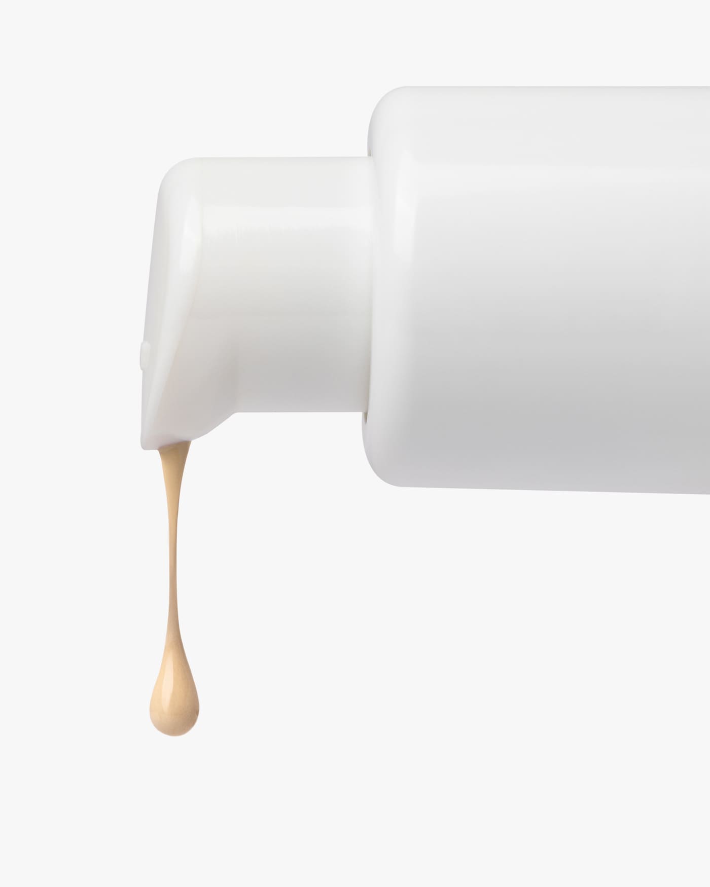 astra-make-up-fluid-foundation-serum-fondotinta-siero-idratante-2-in-1 image 2