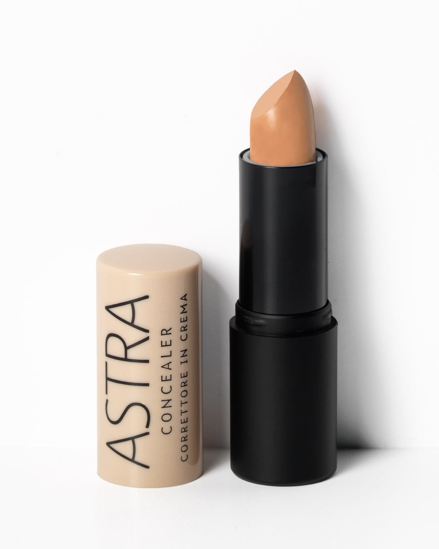 astra-make-up-concealer-correttore-stick-cremoso image 4
