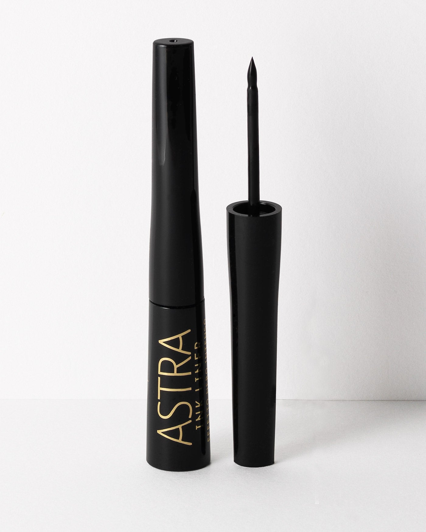 astra-make-up-ink-liner-eyeliner-mat-nero-intenso image 1