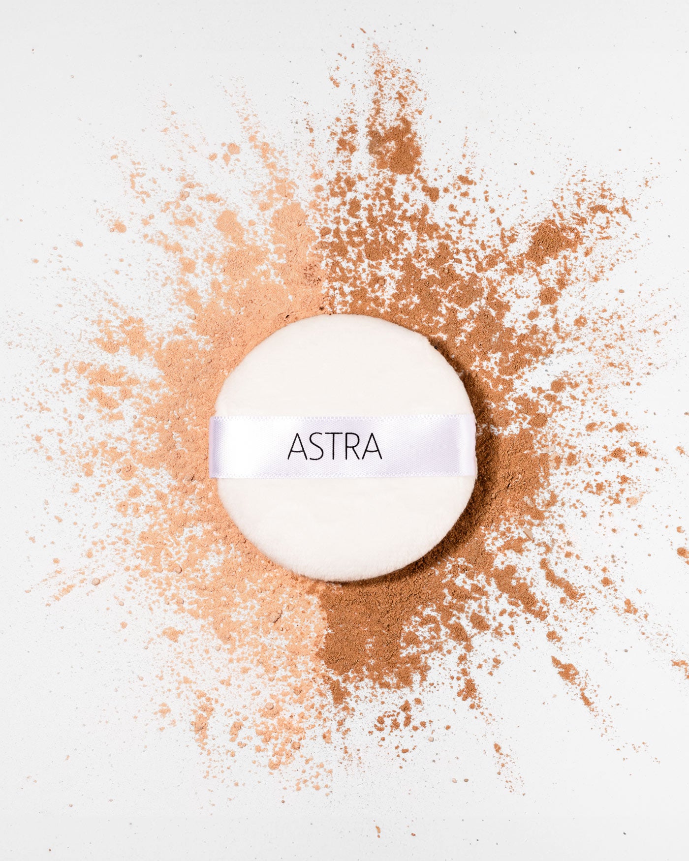 astra-make-up-velvet-skin-loose-powder-cipria-in-polvere-coprenza-leggera image 6