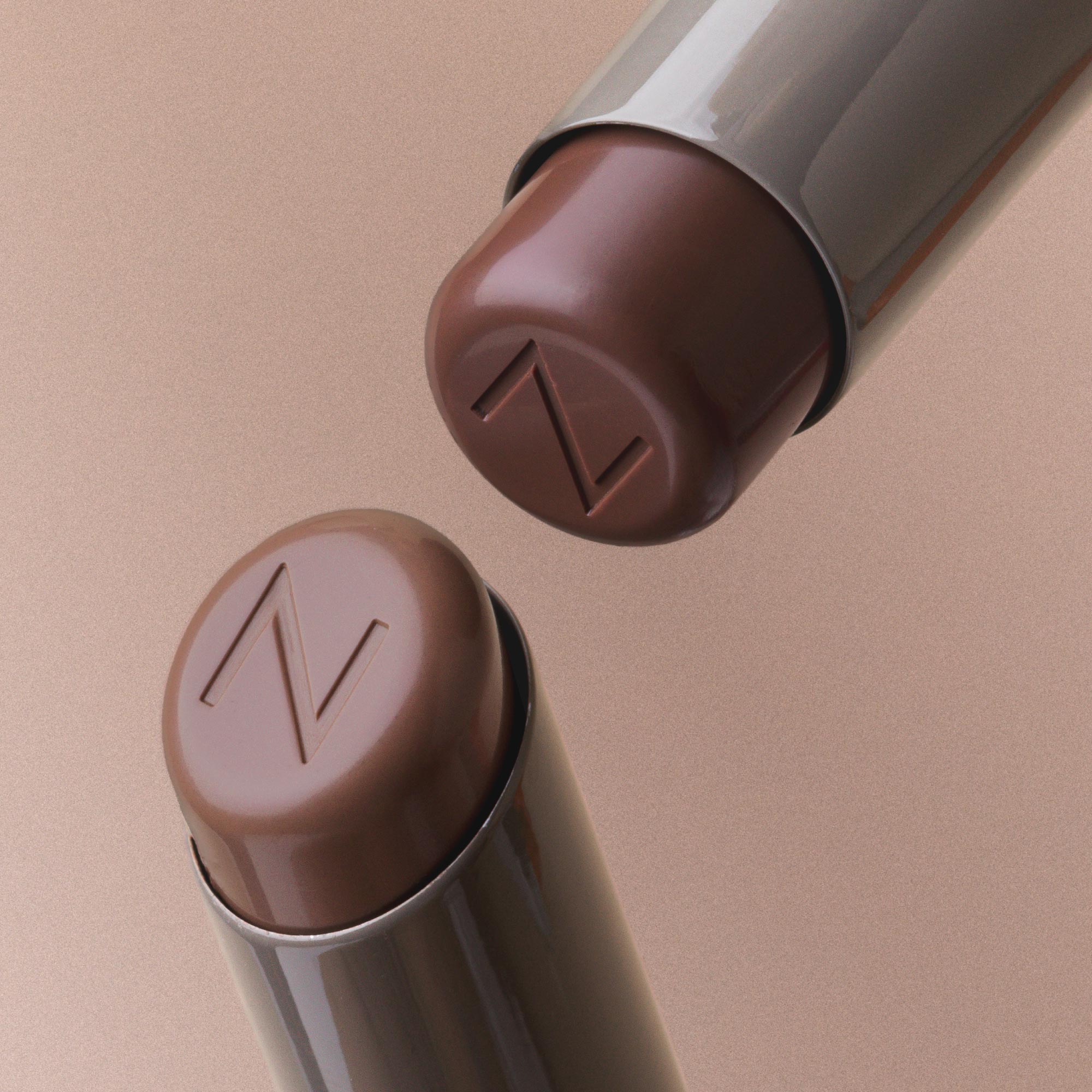 nabla-cosmetics-x-mrdaniel-beyond-jelly-lipstick-rossetto-nude image 5