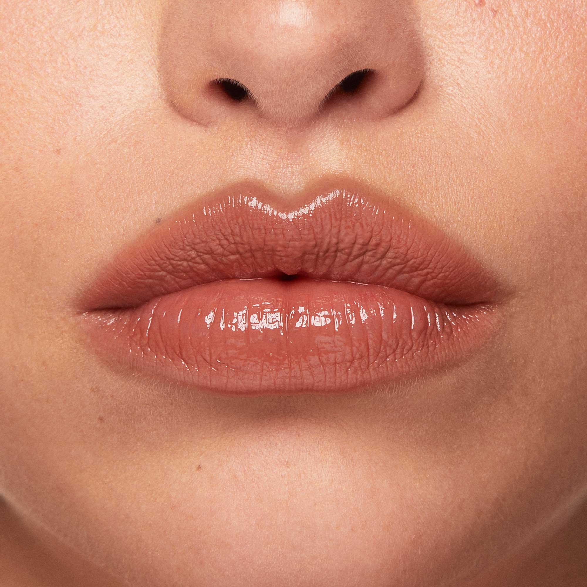 nabla-cosmetics-beyond-jelly-lipstick-rossetto-lucido-idratante image 7