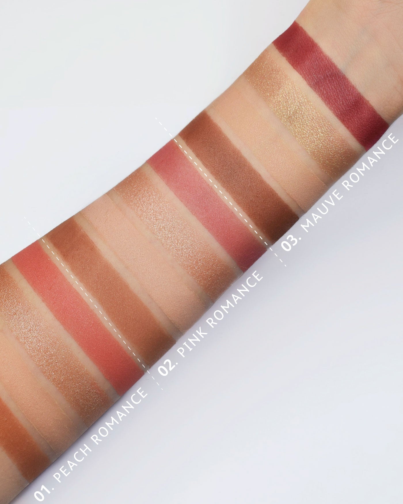astra-make-up-romance-palette-palette-contouring-viso-4-in-1 image 3