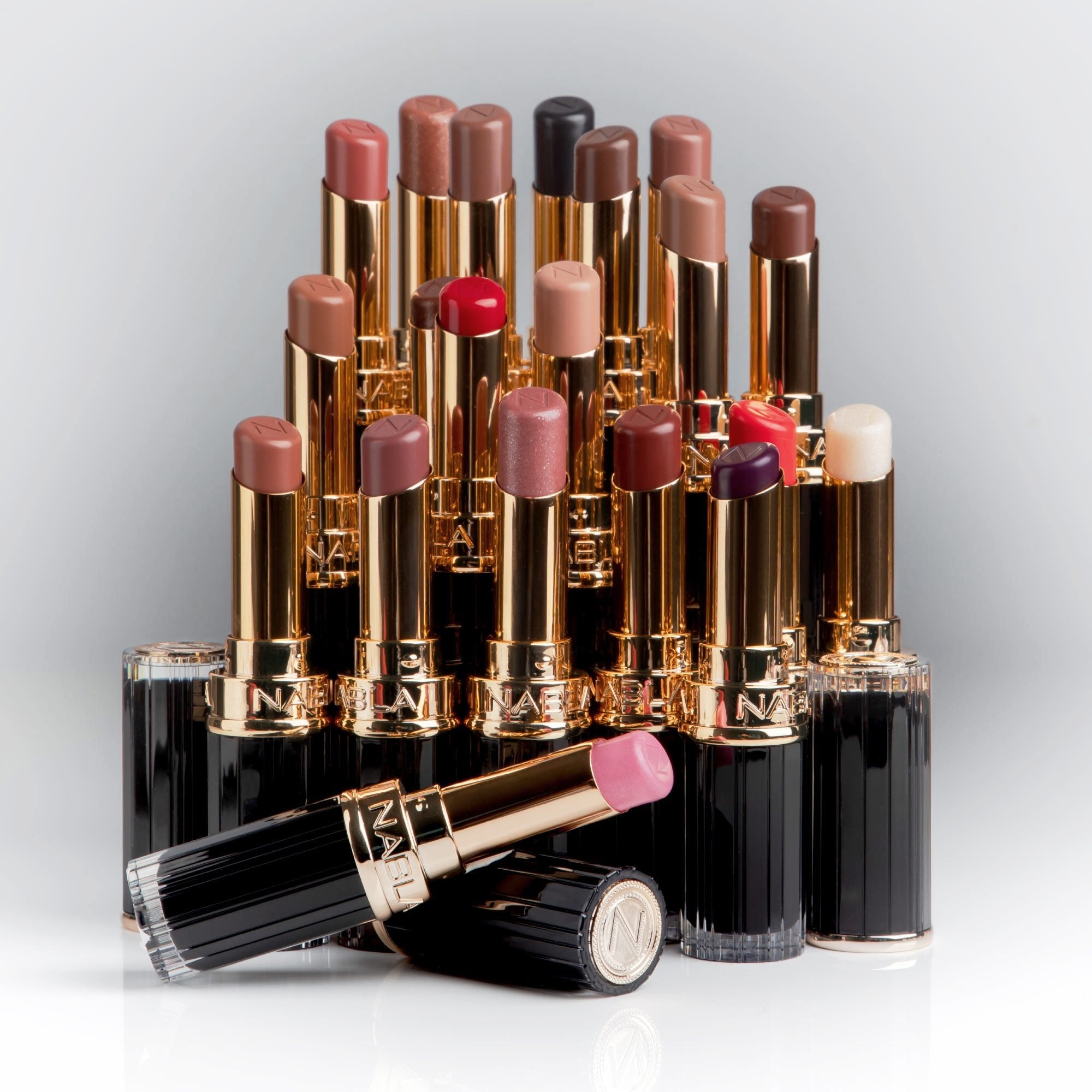 nabla-cosmetics-beyond-jelly-lipstick-rossetto-lucido-idratante image 5