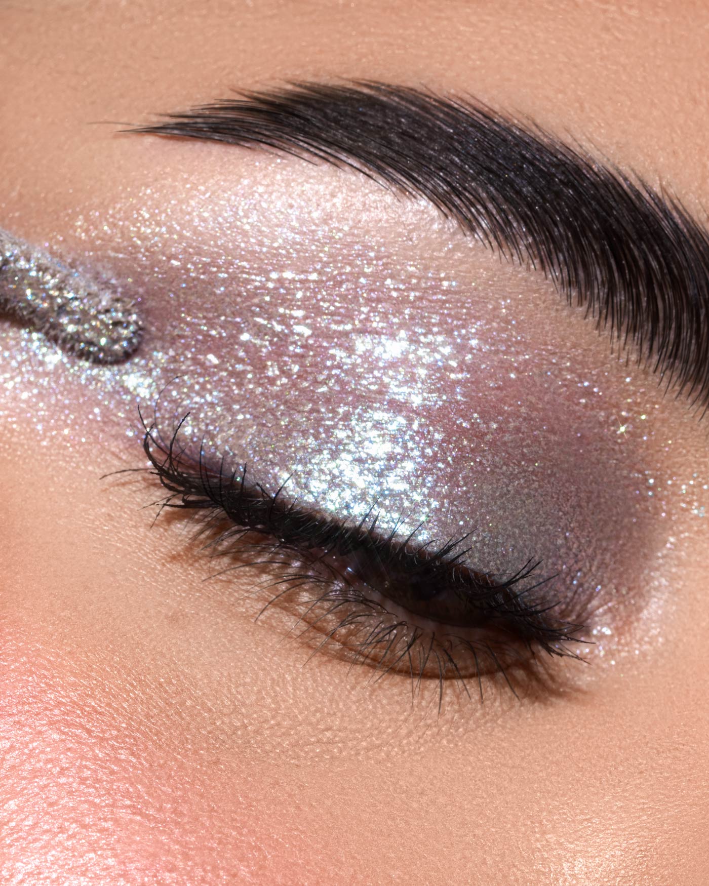astra-make-up-chromo-therapy-ombretto-liquido-riflessi-multidimensionali image 2