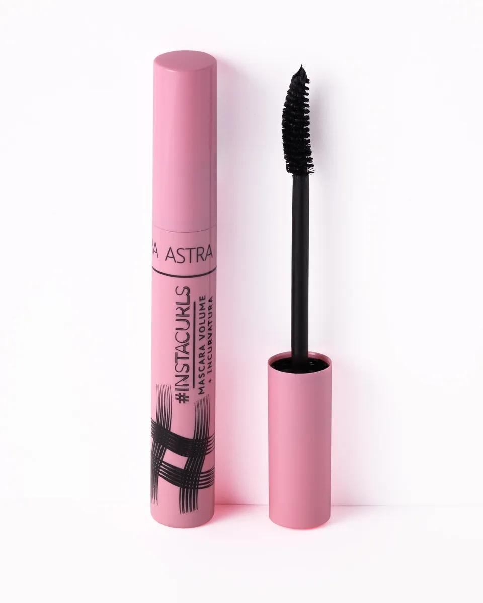 astra-make-up-instacurls-mascara-nero-volume-incurvatura image 1
