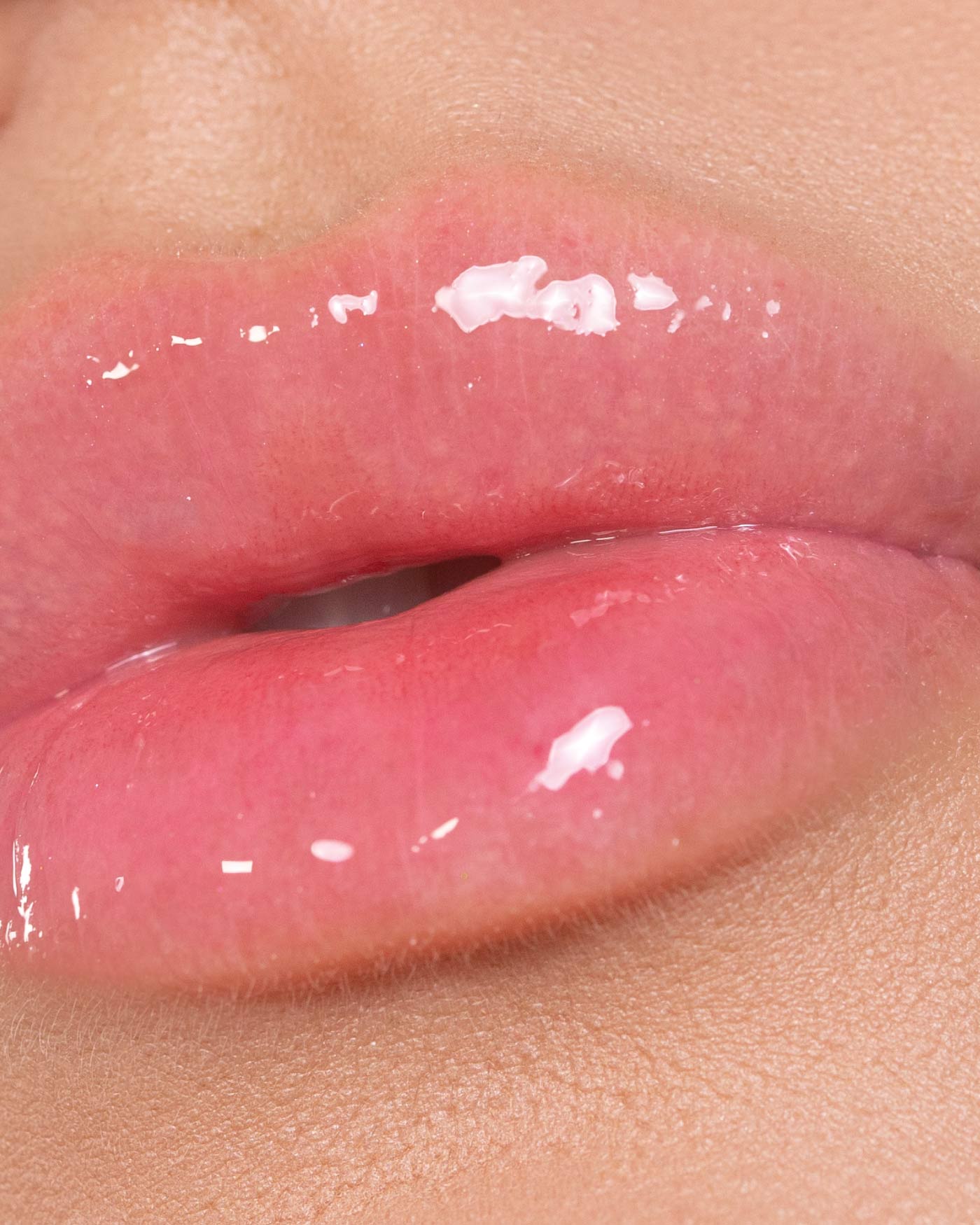 astra-make-up-my-gloss-light-shine-lip-gloss-trasparente image 2