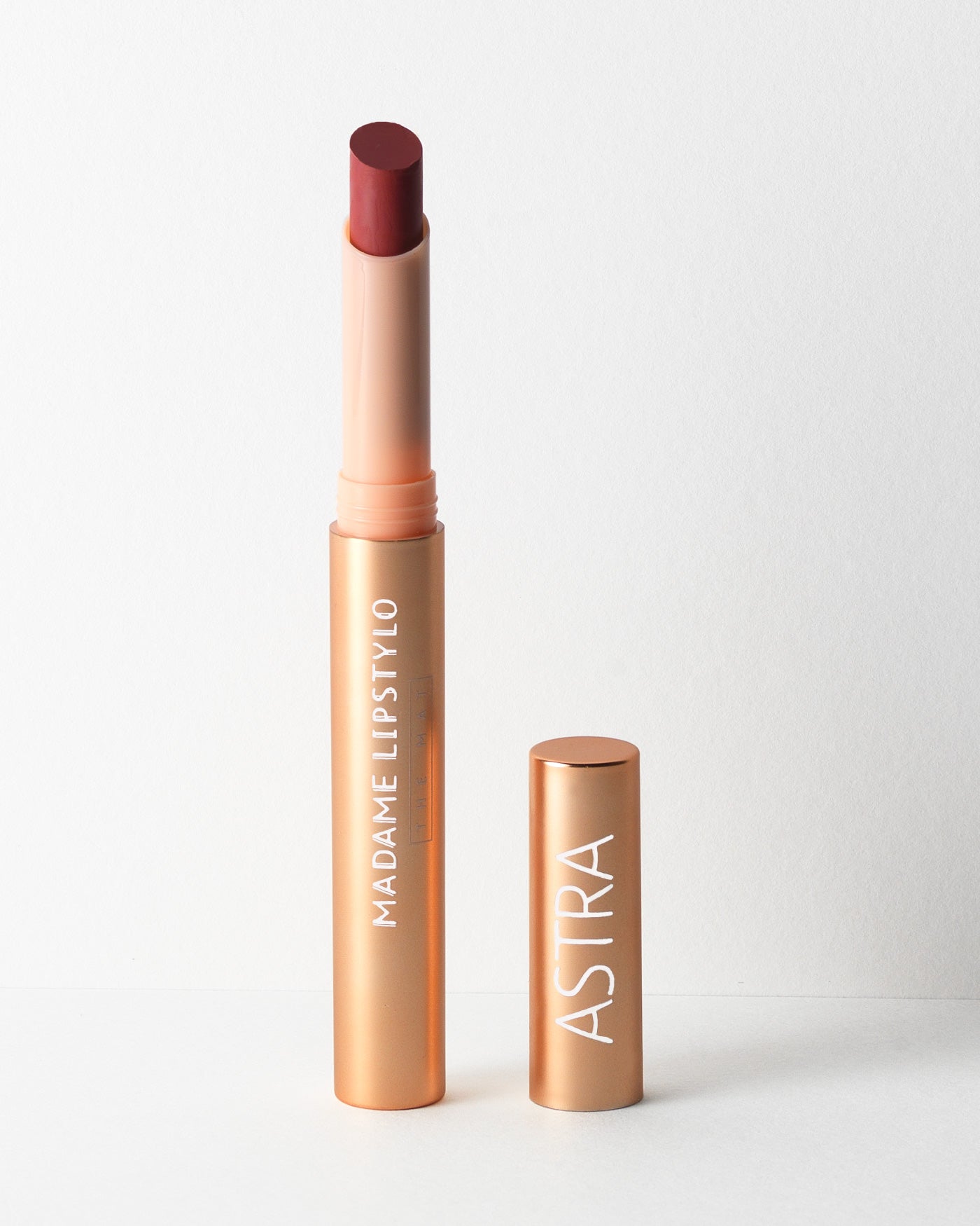 astra-make-up-madame-lipstylo-the-mat-rossetto-stylo-mat image 5