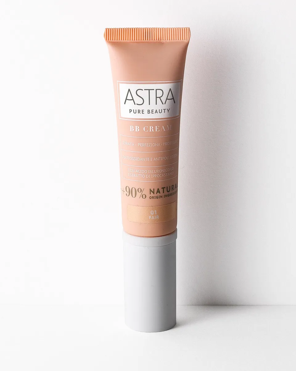 astra-make-up-pure-beauty-bb-cream-naturale-92-ingredienti-naturali image 1