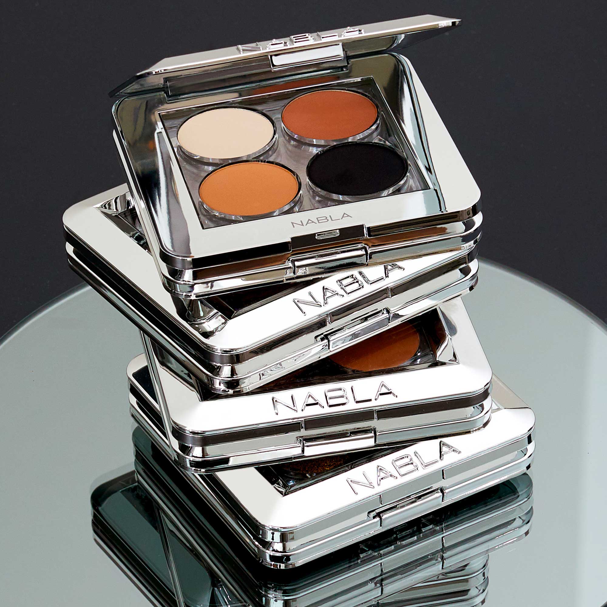 nabla-cosmetics-liberty-x-palette-palette-magnetica-vuota-da-4-cialde image 4