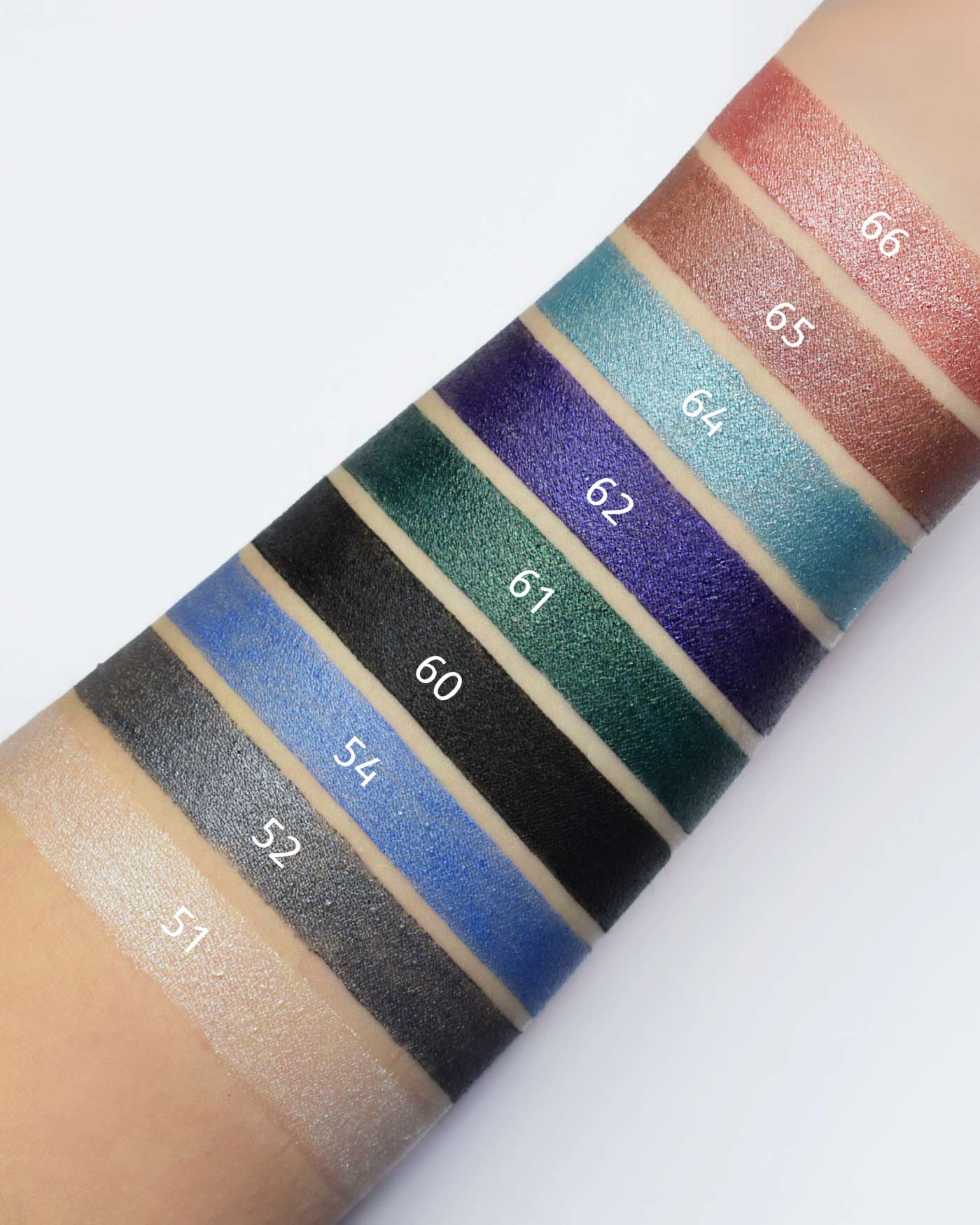 astra-make-up-jumbo-eyeshadow-matitone-occhi-ombretto-colorato-9-colori image 7