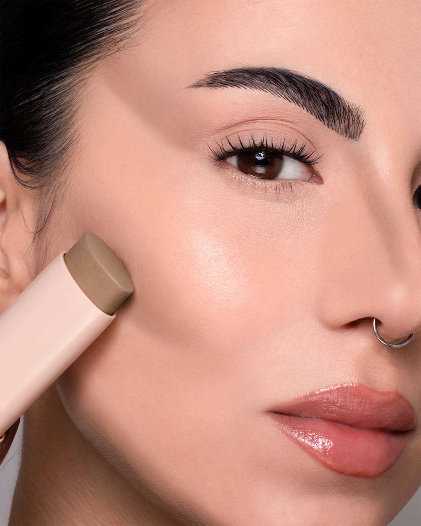 astra-make-up-identistick-contour-stick-cremoso-marrone image 2