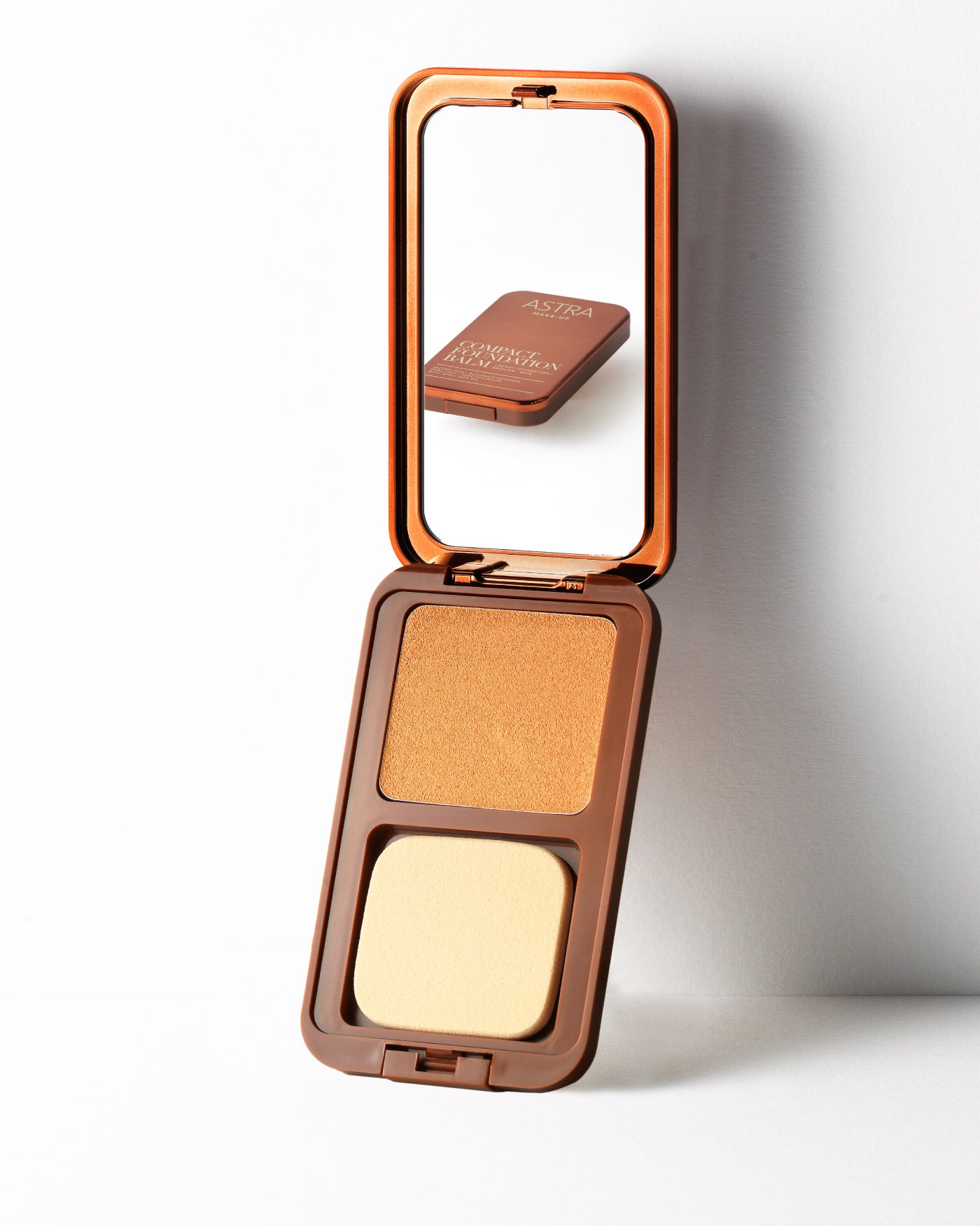 astra-make-up-compact-foundation-balm-fondotinta-bronzer-base-3-in-1 image 7