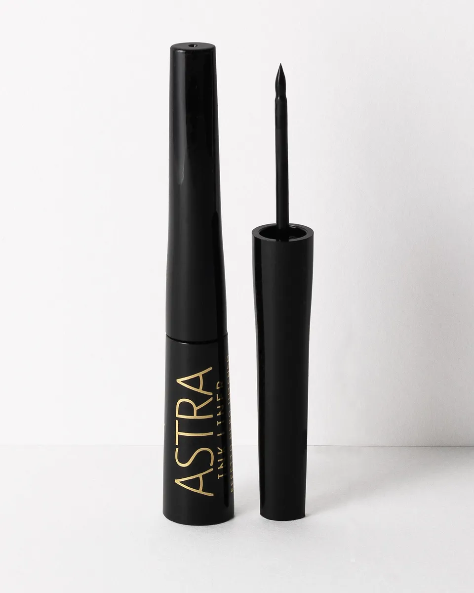 astra-make-up-ink-liner-eyeliner-mat-nero-intenso image 1