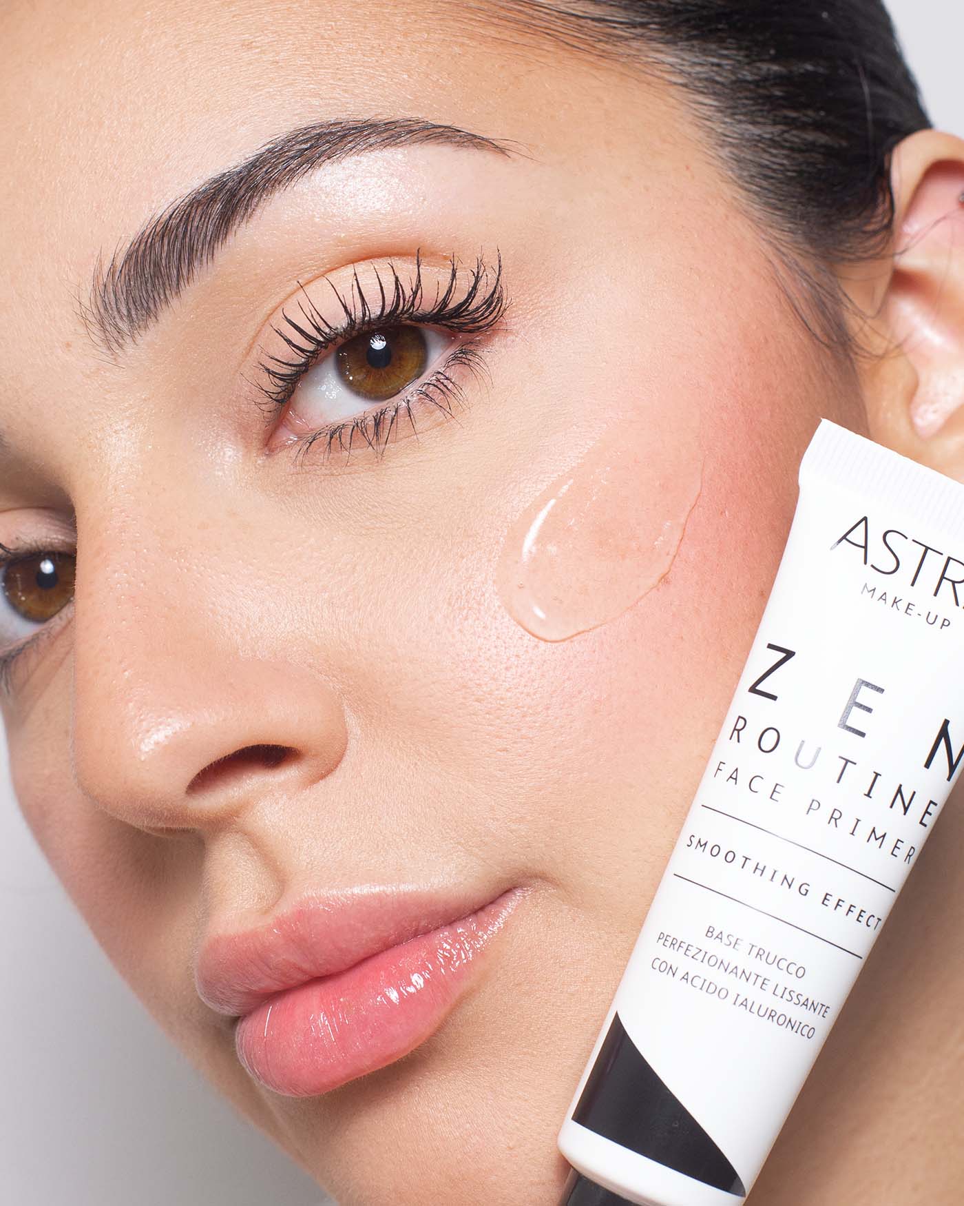 astra-make-up-zen-routine-primer-smoothing-effect-base-trucco-viso-perfezionante image 2