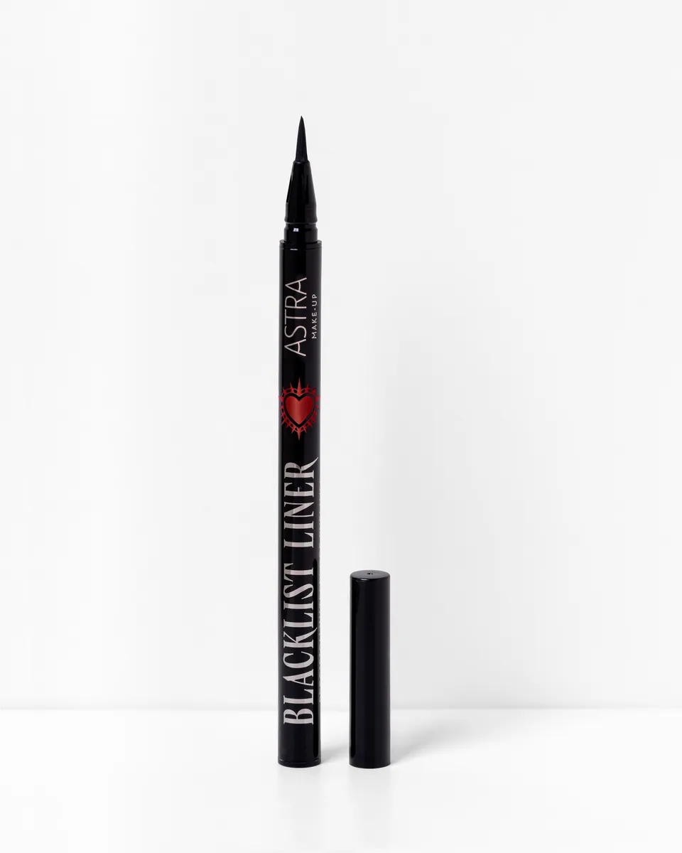 astra-make-up-blacklist-liner-eyeliner-nero-alta-precisione-waterproof image 1