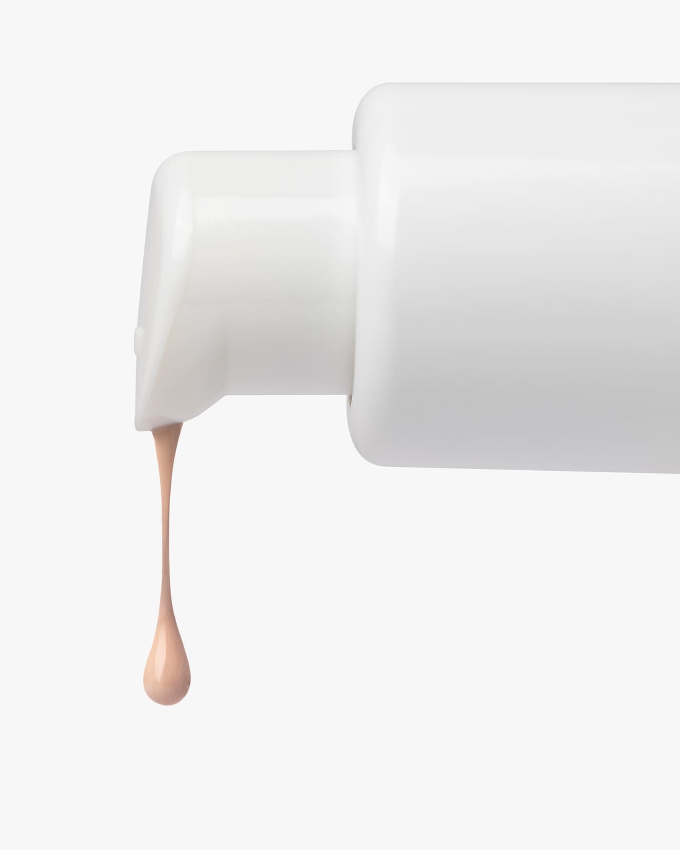 astra-make-up-fluid-foundation-serum-fondotinta-siero-idratante-2-in-1 image 8