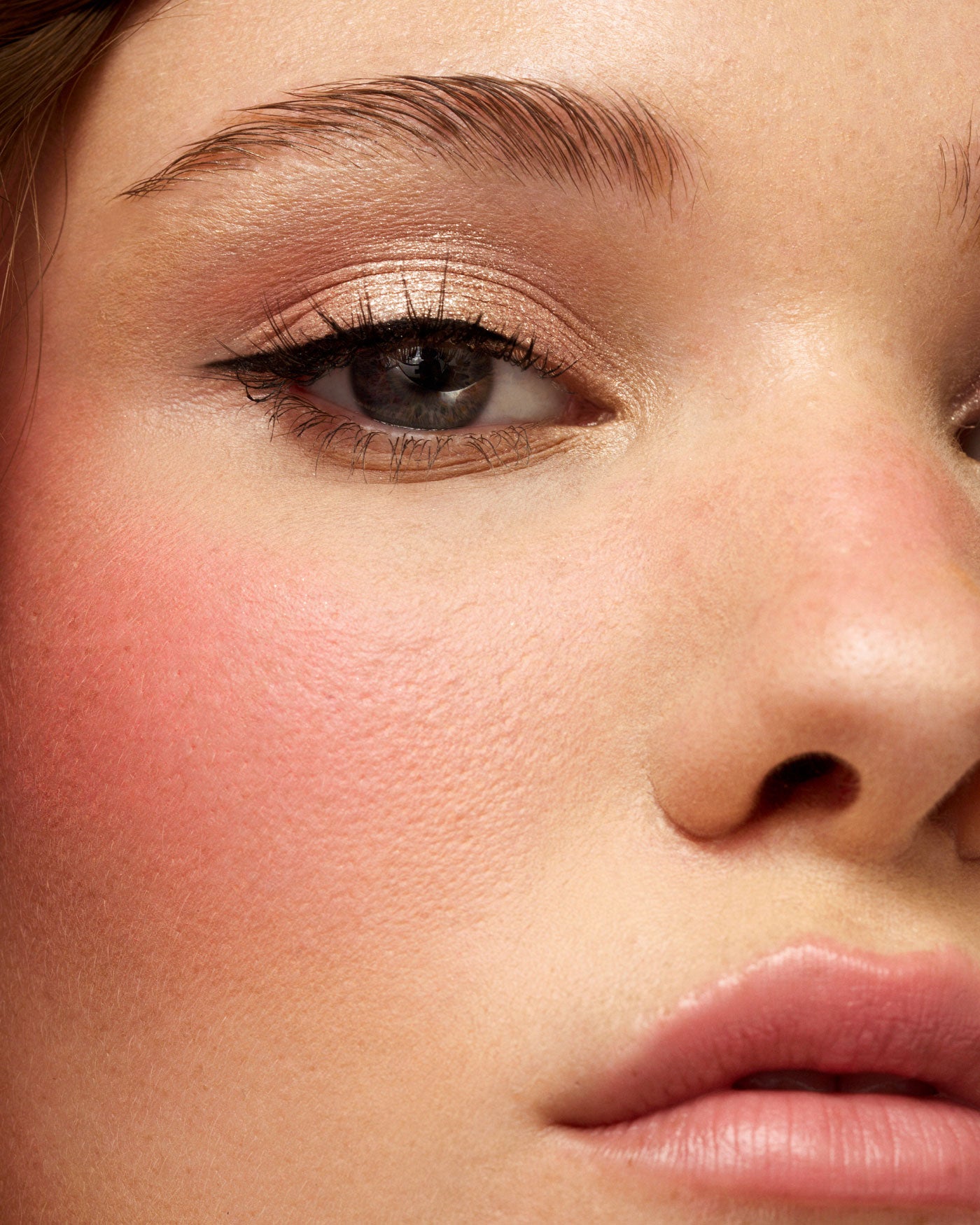 astra-make-up-pure-beauty-pen-eyeliner-nero-punta-feltro image 2