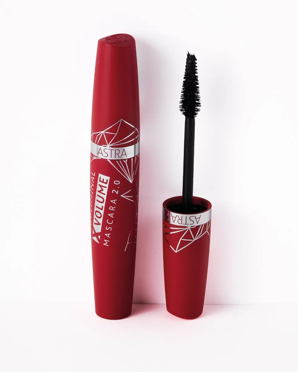 astra-make-up-subliminal-x-volume-mascara-2-0-maxi-volume-lunga-durata image 1