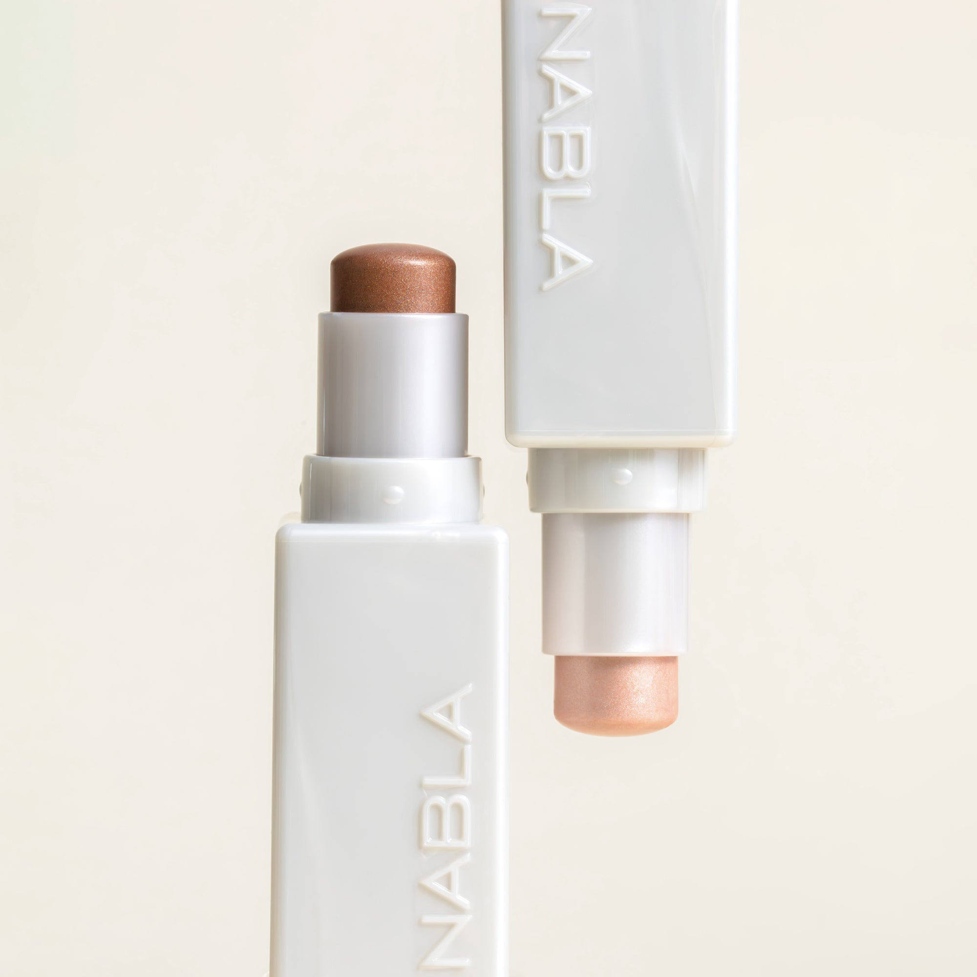 nabla-cosmetics-art-of-skin-blush-glazing-full-set image 4