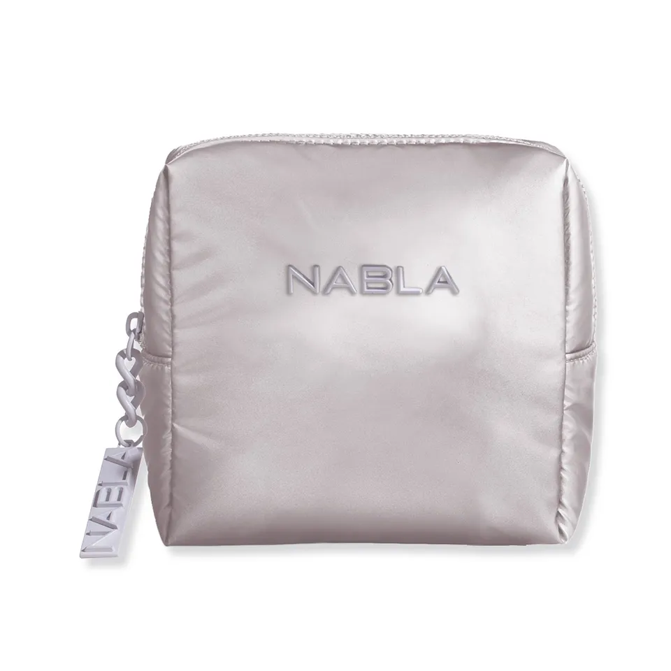 nabla-cosmetics-puffy-beauty-bag-pearl-small-pochette-makeup image 1